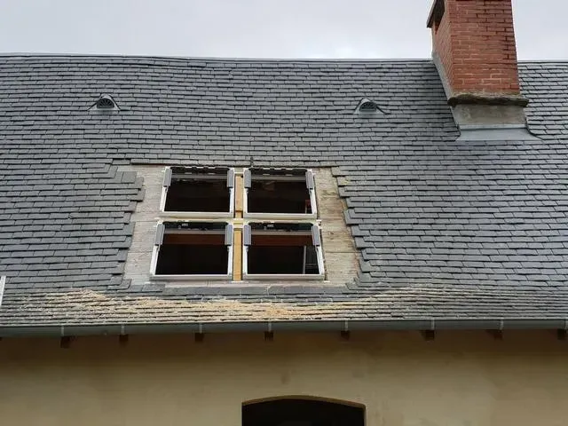 Fenêtre de toit près de Objat